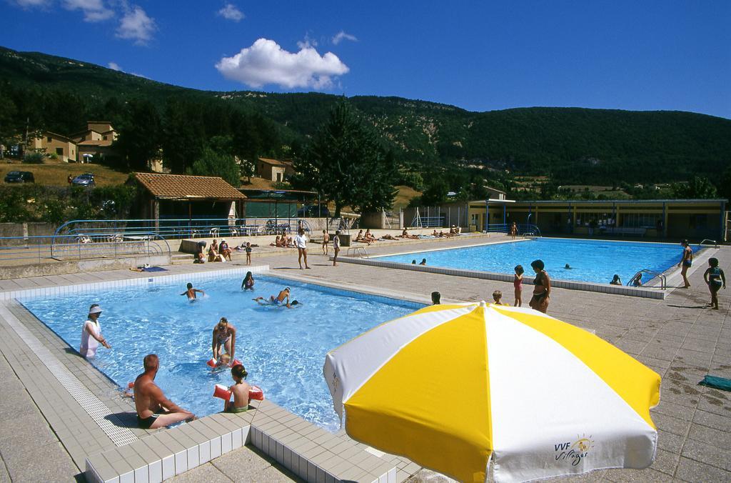 Vvf Drome Provence Hotel Montbrun-les-Bains Exterior photo